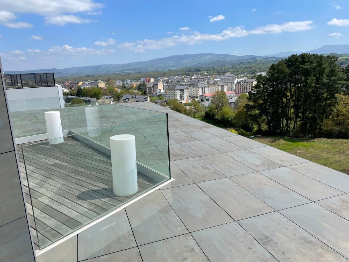Tres Prismas Exclusive Villa Саррия Екстериор снимка
