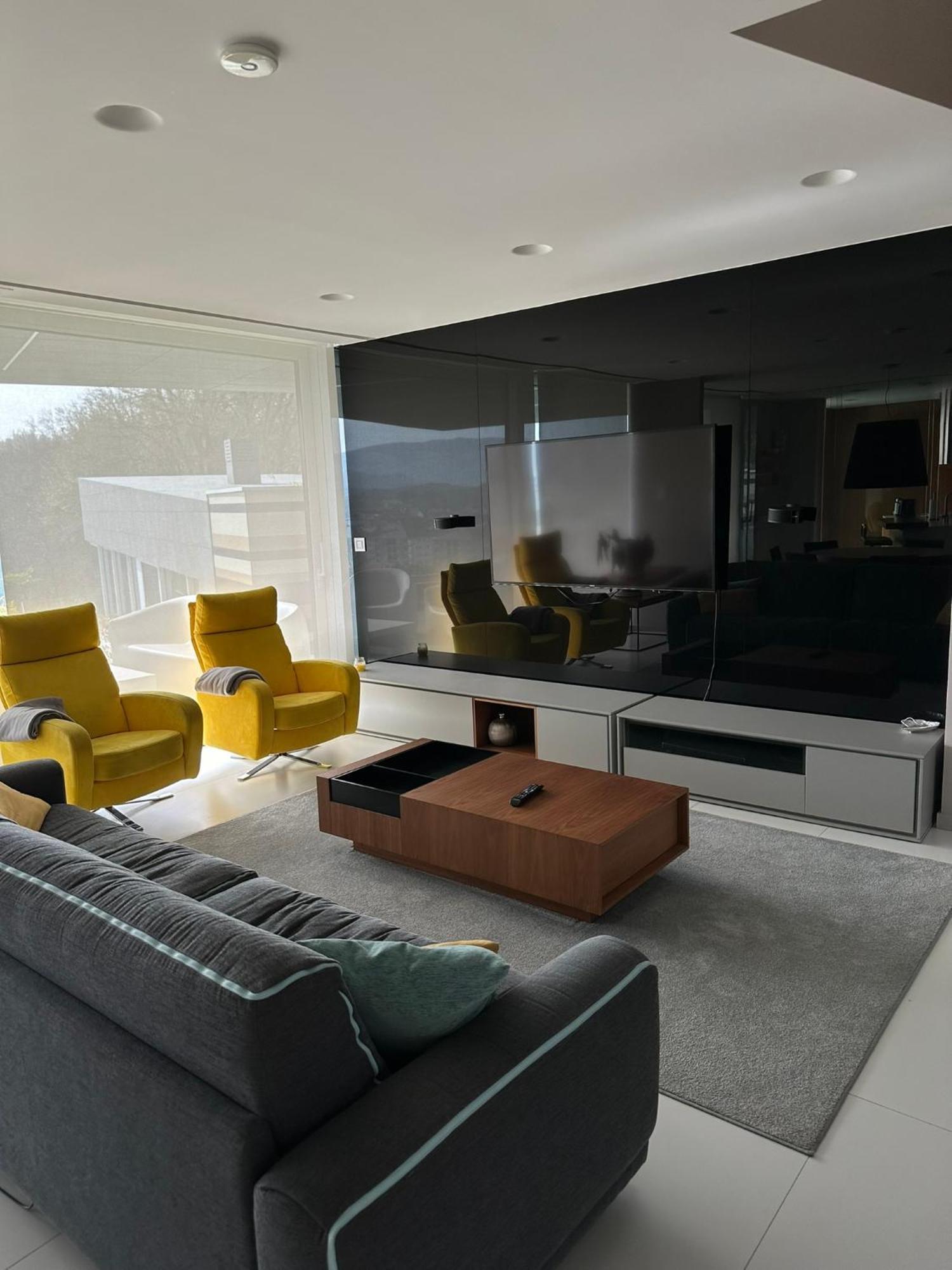 Tres Prismas Exclusive Villa Саррия Екстериор снимка